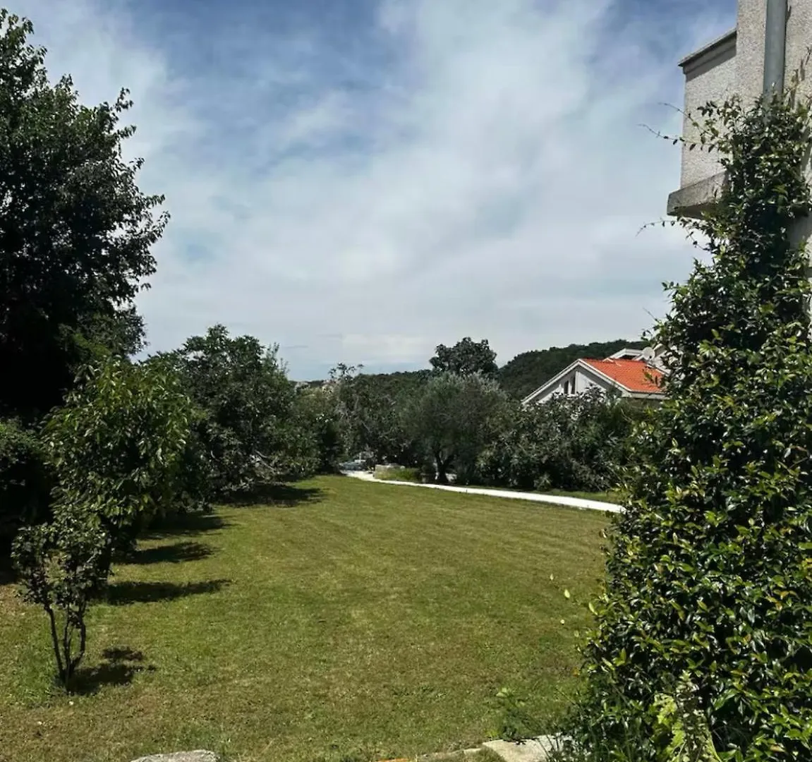 Apartman Mirjana Kampor 0*,